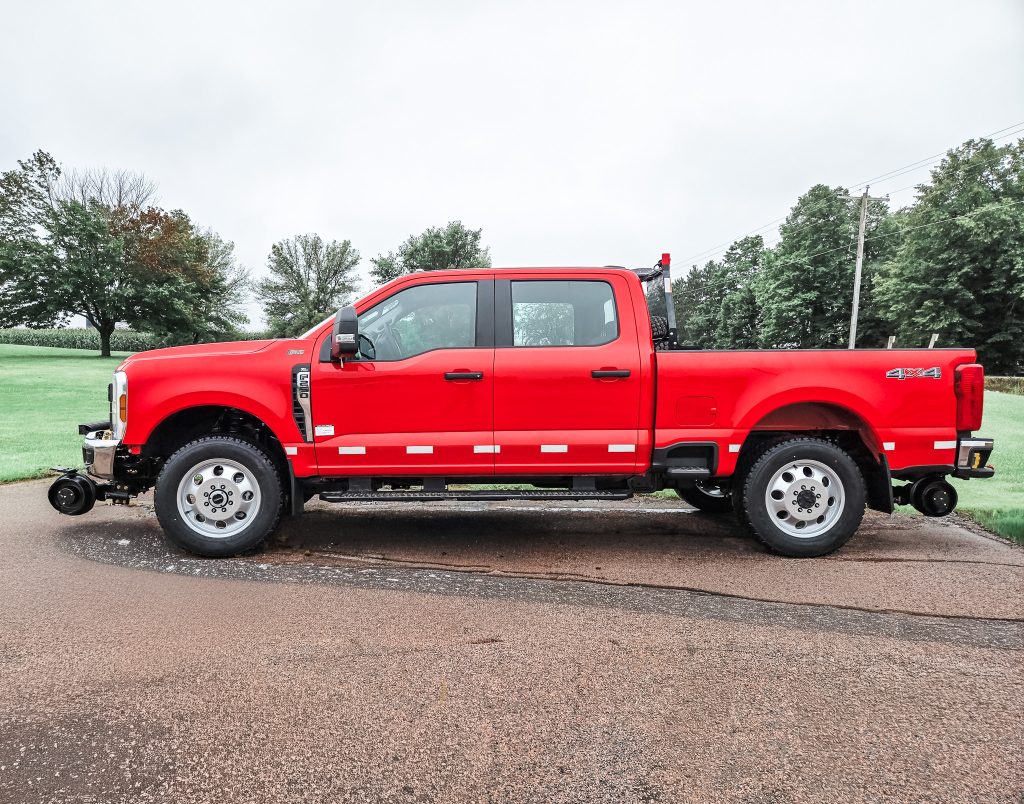 F Series Hi Rail Pick Up