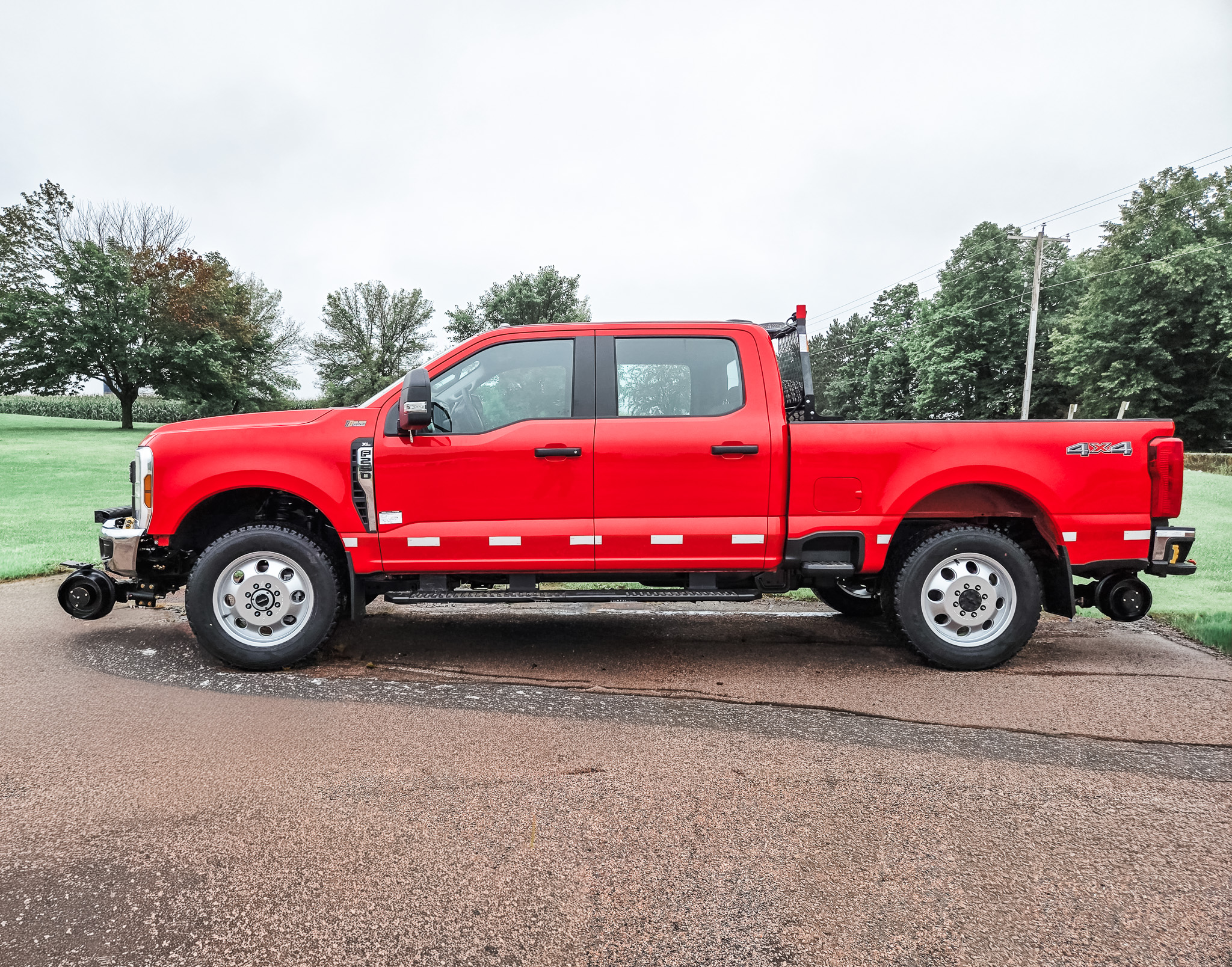 F Series Hi Rail Pick Up